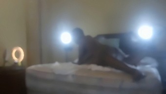 Milf'S Amateur Pussy Gets Some Pleasure
