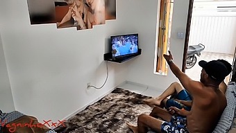 A Parody Of A Click Session That Led To Confusion, As The Couple Watched One More Game Before Everything Settled In One Click And A Lot Of Anal Sex Until The Woman Squirts And The Man Ejaculates