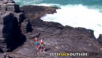 Outdoor Adventure Leads To Public Sex With Caught Babe