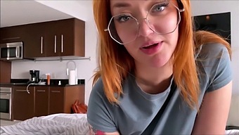 Redhead Sister Gives A Blowjob And Squirts On Your Cock In Family Therapy